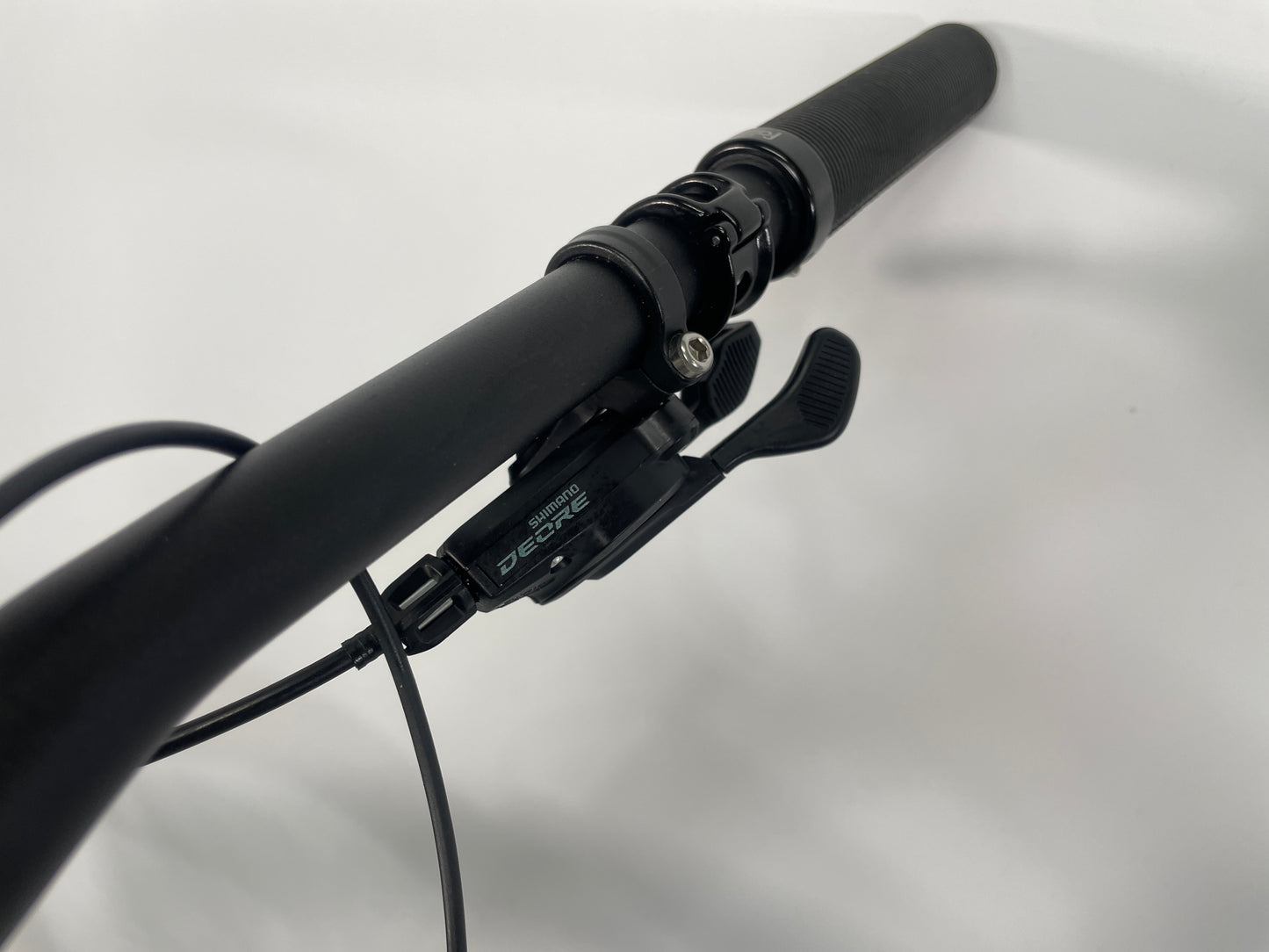 Cannondale Moterra Neo 3 2023 750Wh Electric Mountain Bike *Only 100 Miles*