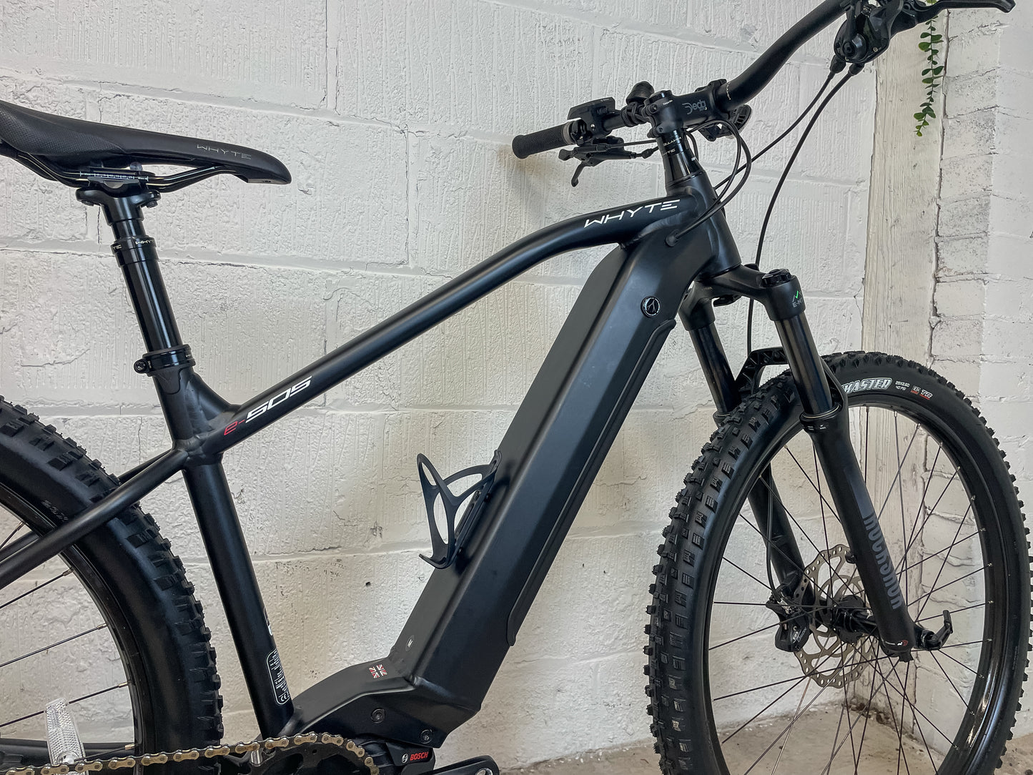 Whyte E-505 2024 Electric Mountain Bike *Only 15 Miles*