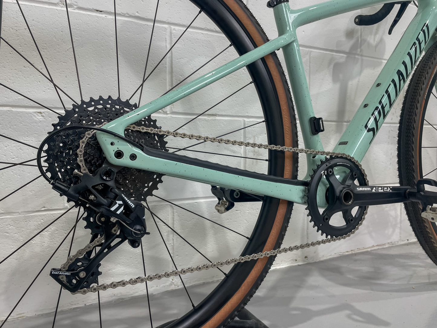 SPECIALIZED DIVERGE SPORT 2024 GRAVEL BIKE