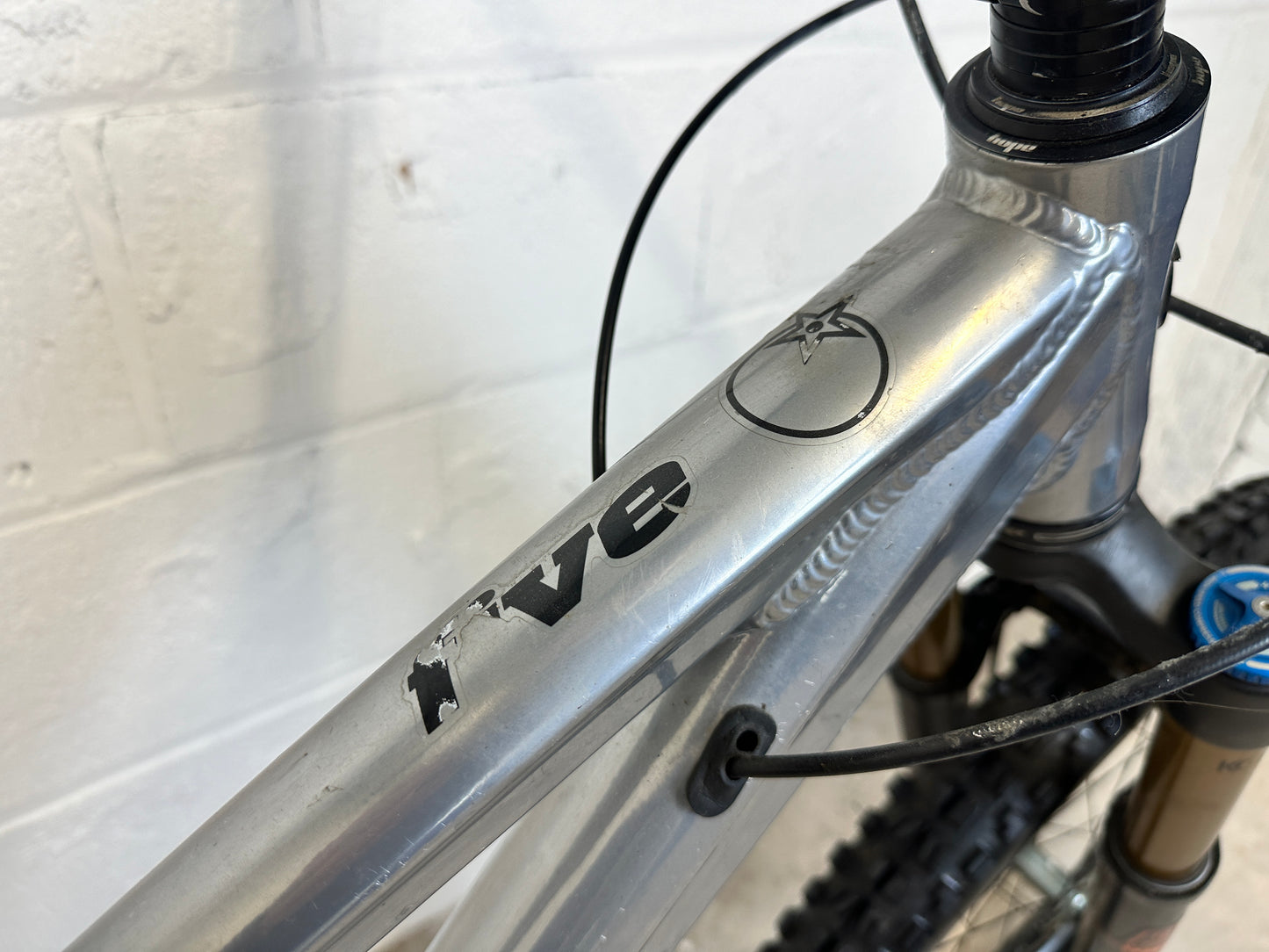 Orange Five Pro 2018 Chrome Full Suspension Mountain Bike