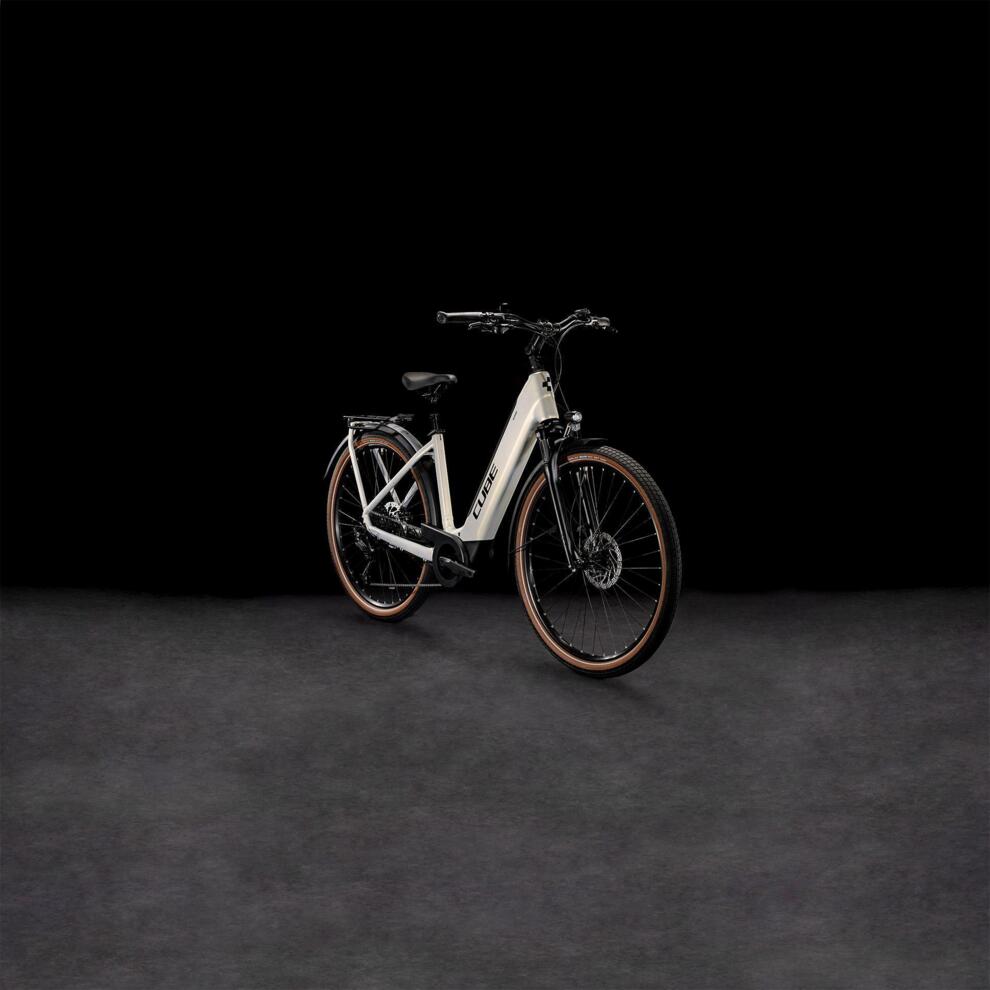 Cube Touring Hybrid Pro 625 Perlsilber 2024