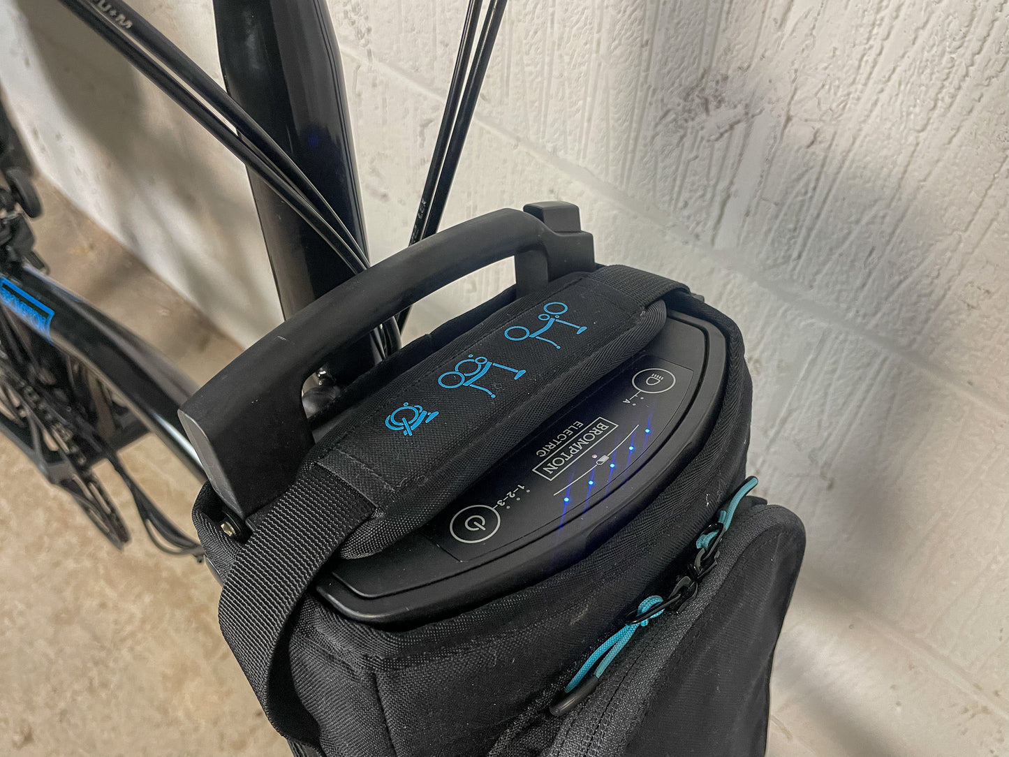 BROMPTON M6L 2020 ELECTRIC FOLDING BIKE *Only 300 Miles Rode-Warranty Included*