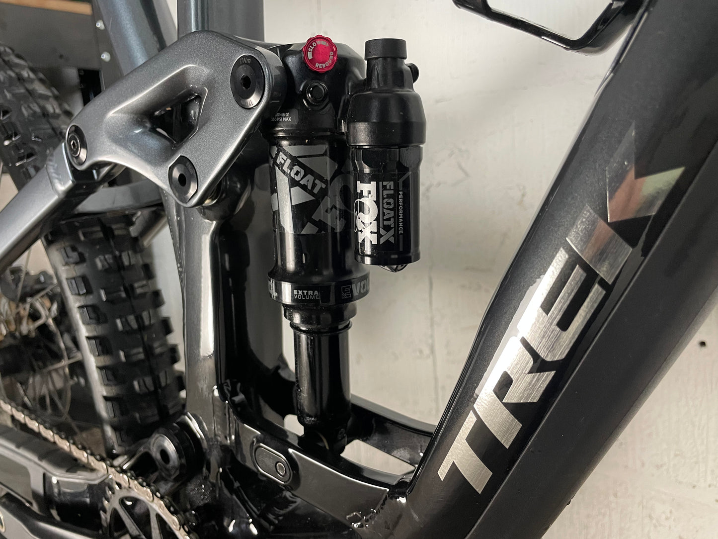 Trek Fuel EX 8 XT Gen 6 2024 Full Suspension Mountain Bike