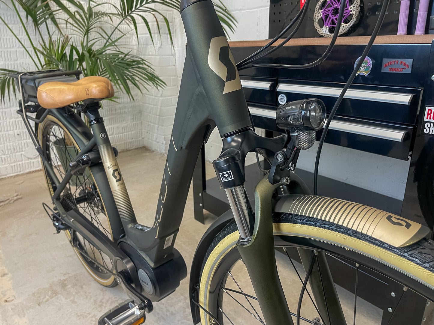 Scott E-Sub Active Unisex Electric Hybrid Bike