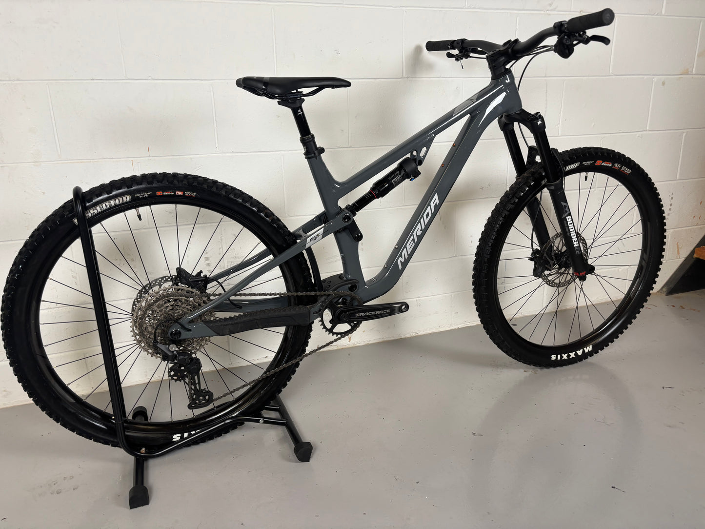MERIDA ONE-FORTY 400 2024 MOUNTAIN BIKE