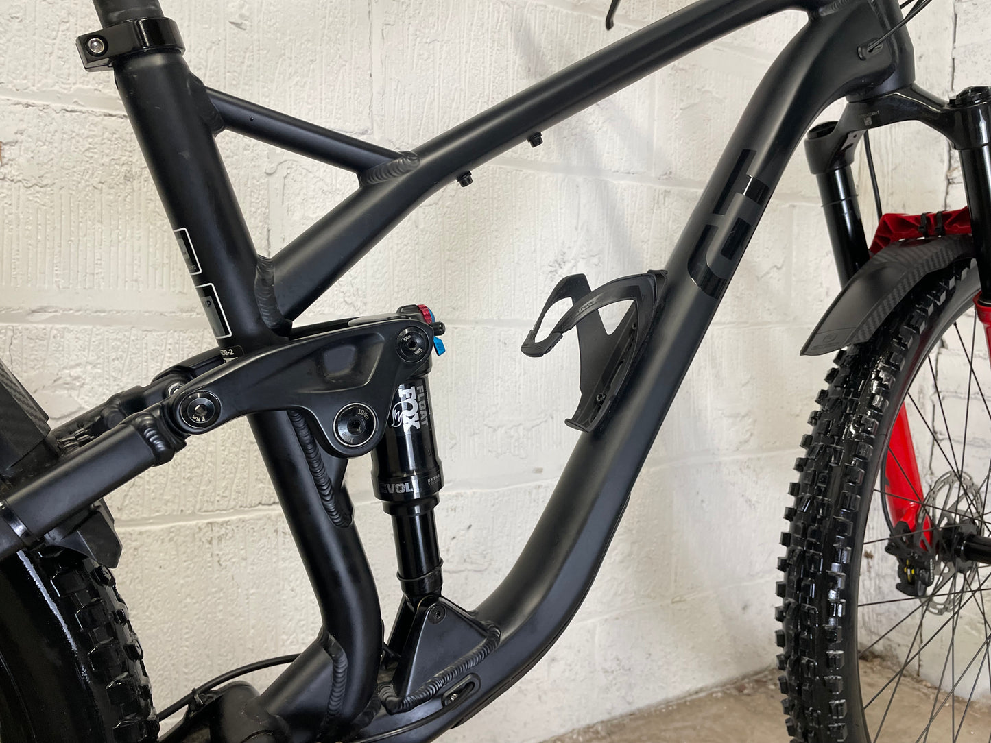 GT Sensor Comp 29er 2024 Full Suspension Mountain Bike