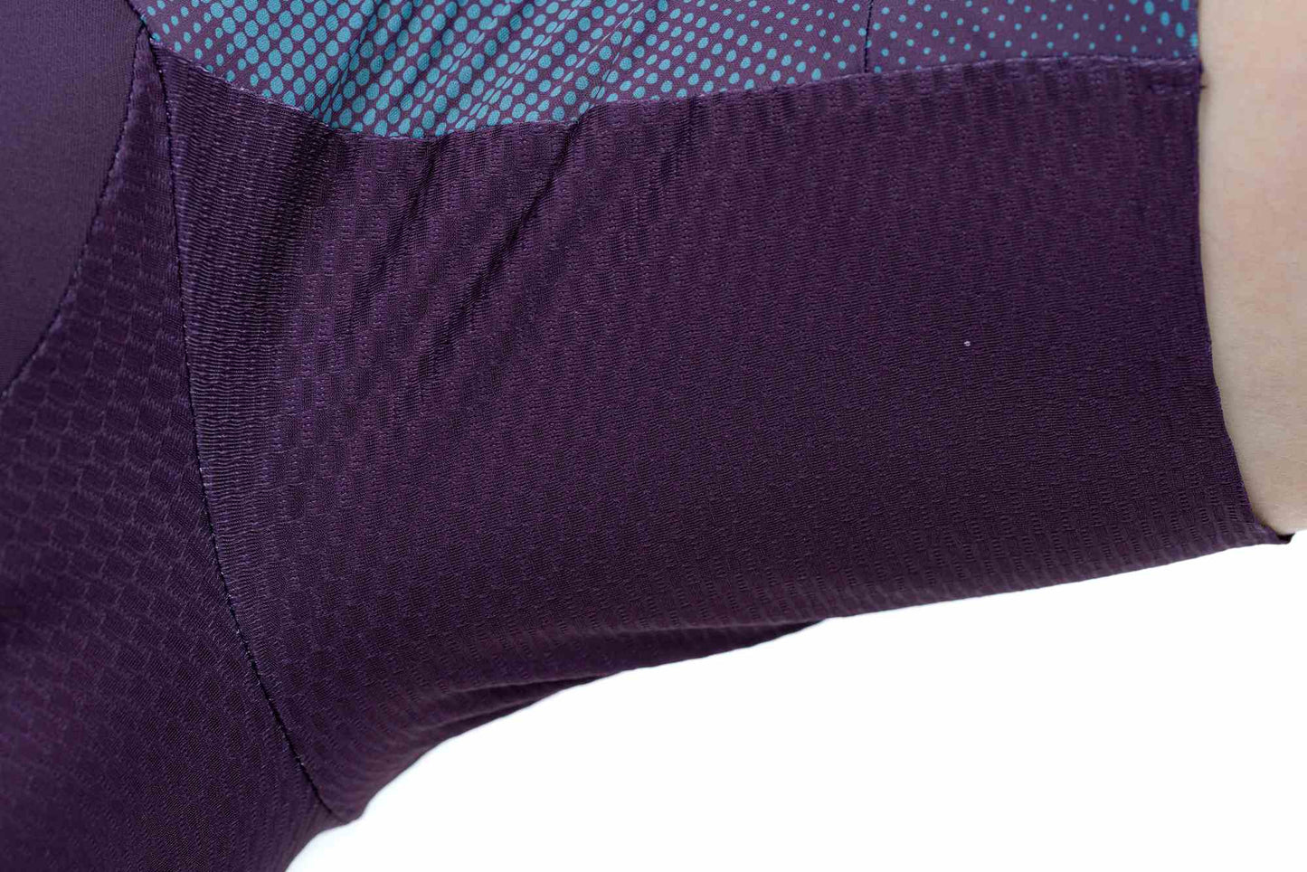 Jersey de cuello redondo CUBE ATX de manga corta color ciruela