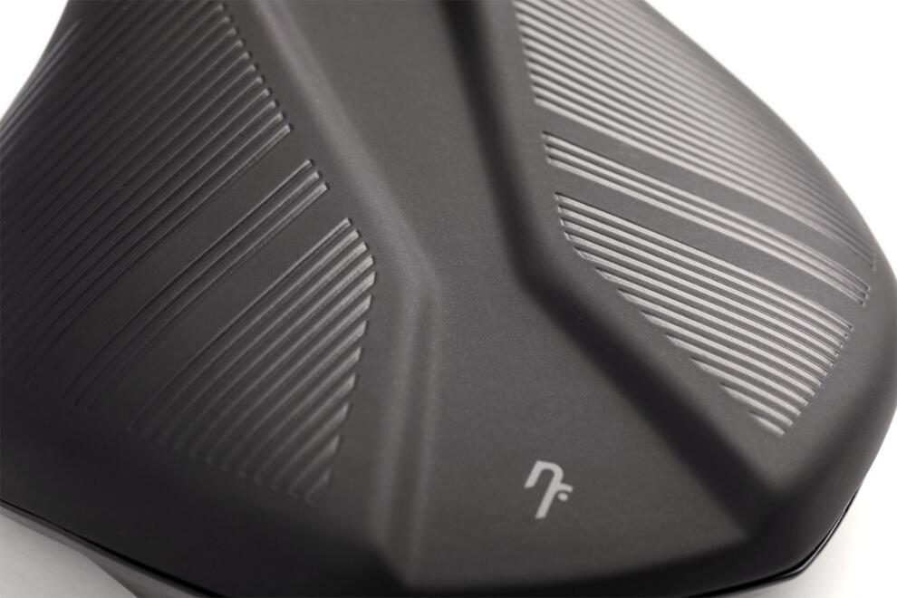 Natural Fit Sattel Venec Schwarz