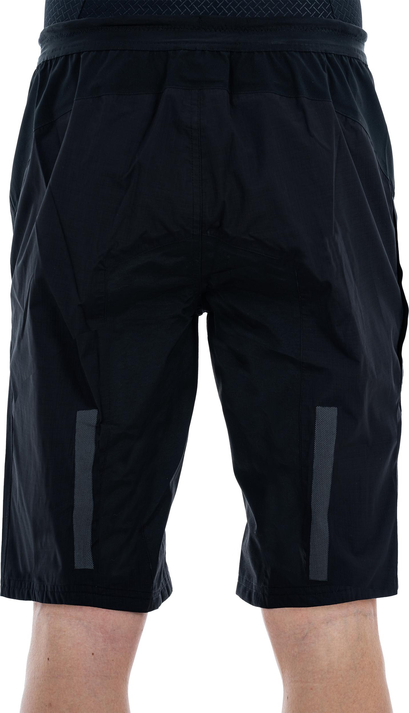 Pantalones cortos impermeables CUBE Blackline negros