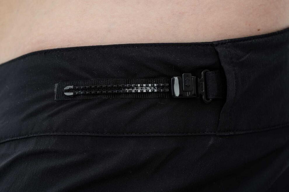 CUBE Atx Baggy Shorts Schwarz