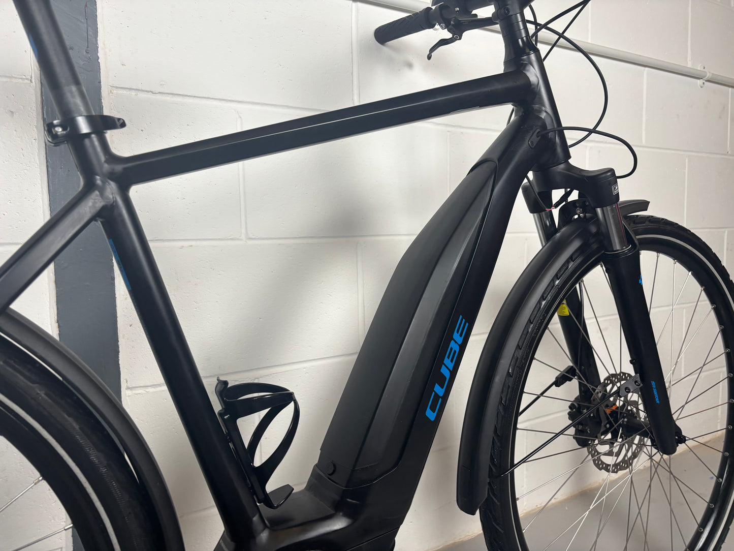 Cube Touring Hybrid One 500 2020 Electric Bike - Only 600 Miles