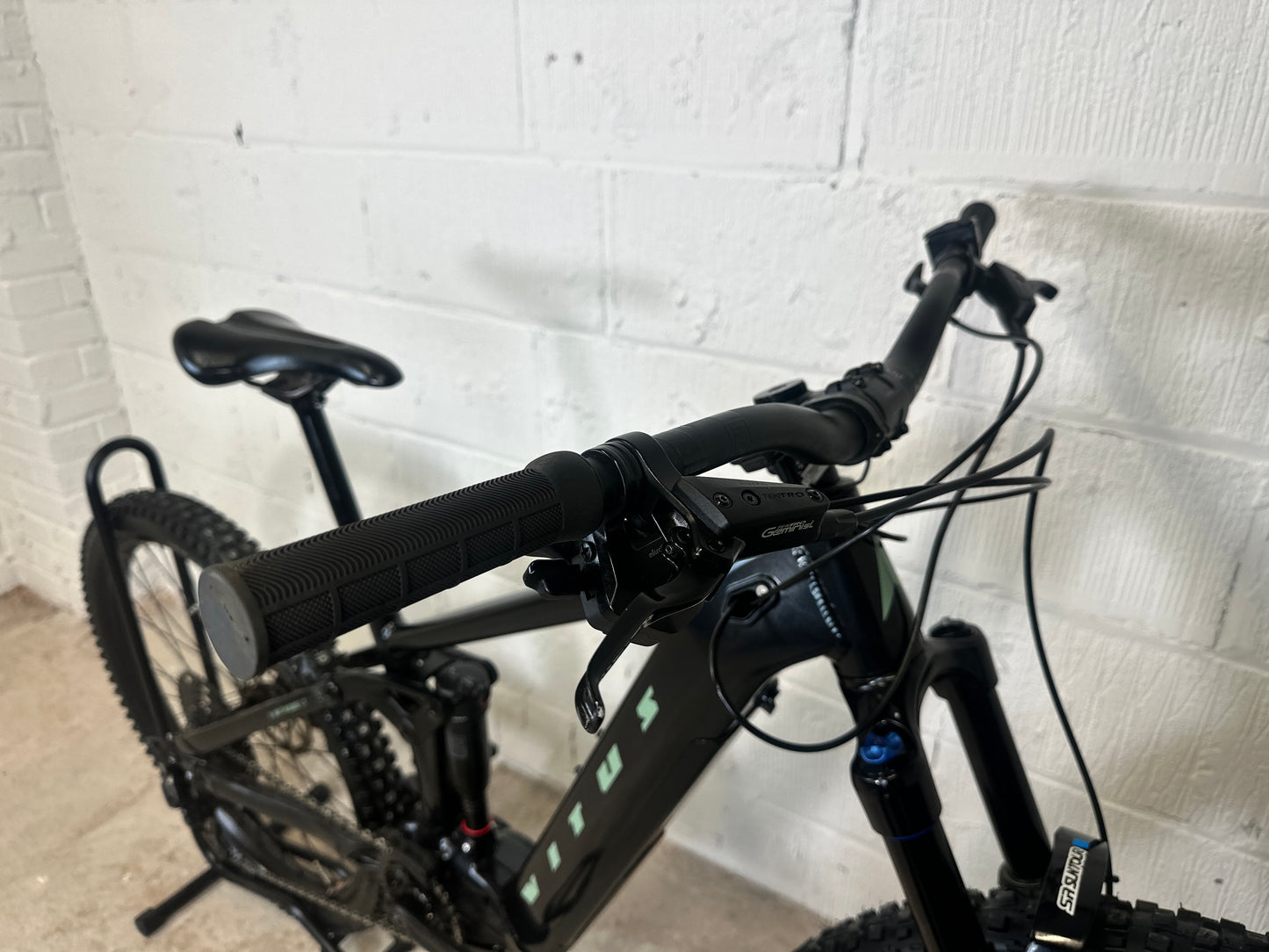 VITUS E-MYTHIQUE LT 297 VR 2024 ELECTRIC MOUNTAIN BIKE 450 Miles