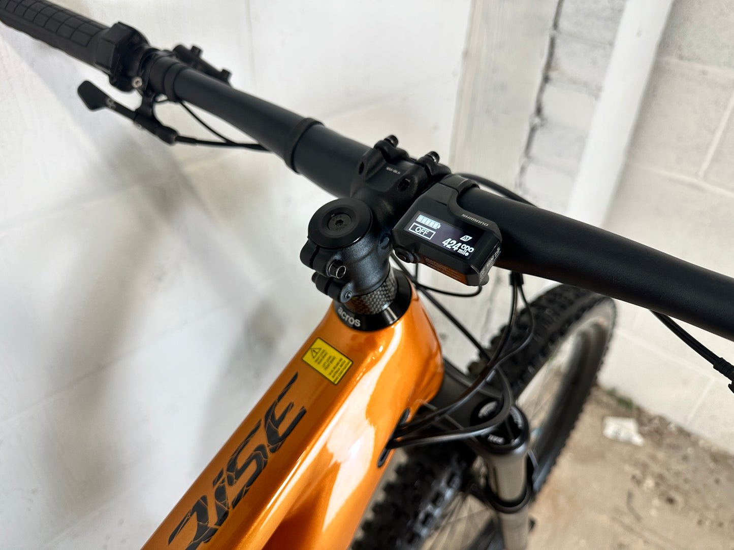 Orbea Rise H30 2023 Electric Mountain Bike *Only 400 Miles*