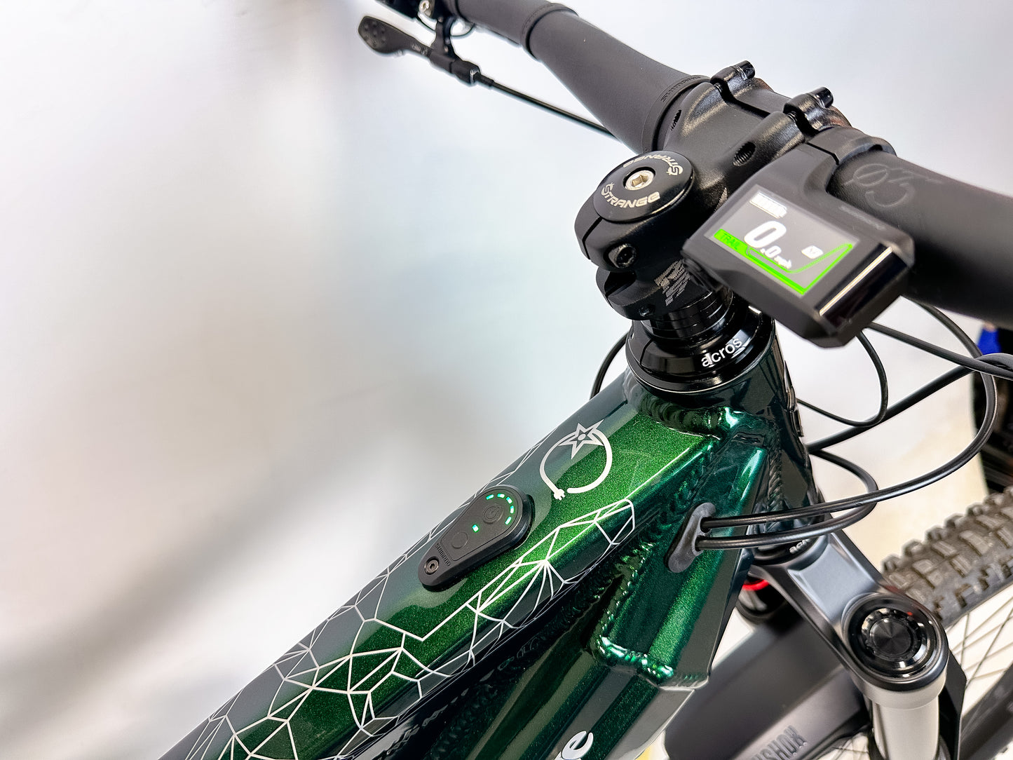 Orange Phase 27.5 S 2024 Full Suspension Electric Bike *Only 81 Miles*