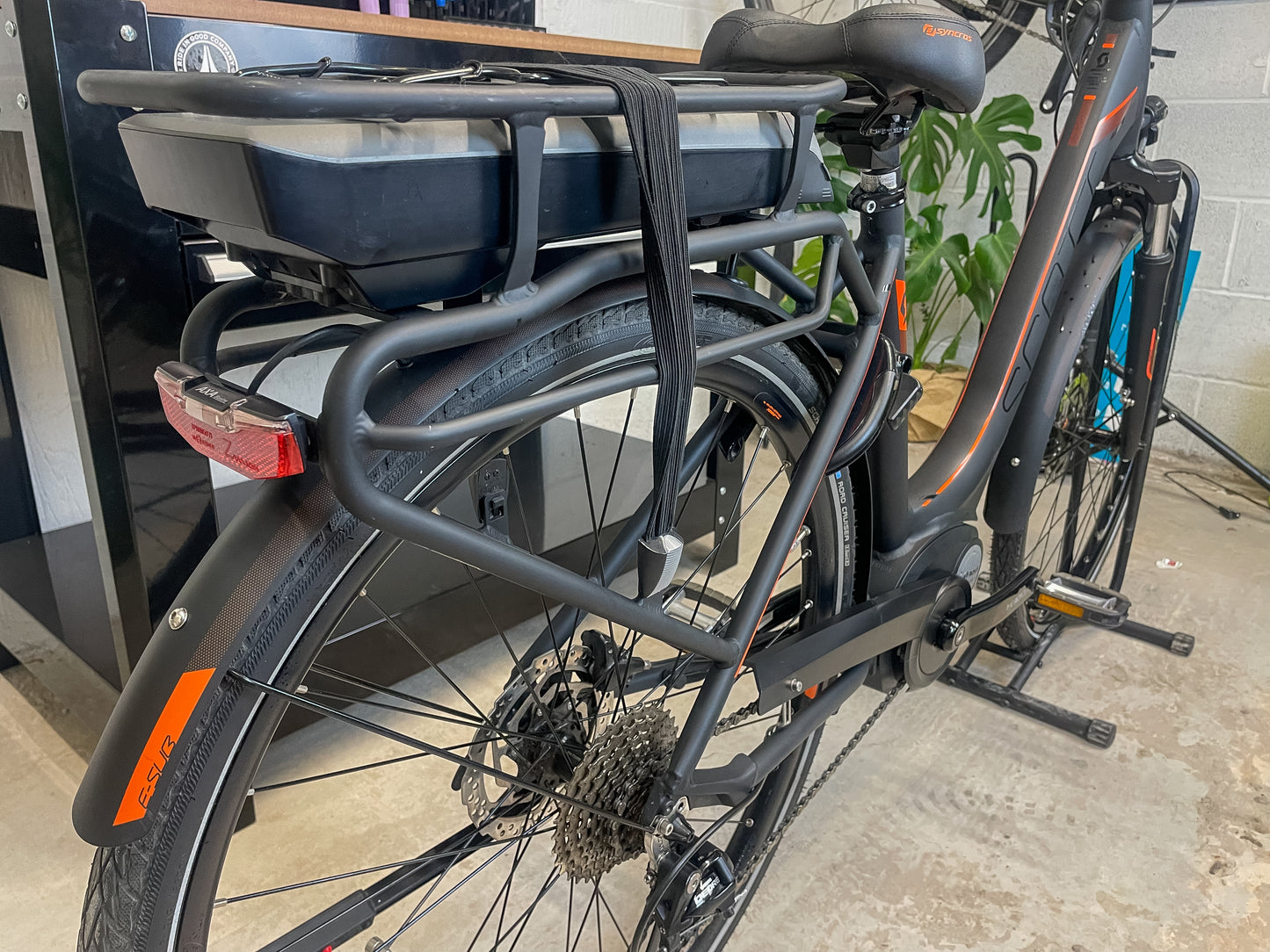 Scott E-Sub Active Unisex 2018 Electric Hybrid Bike