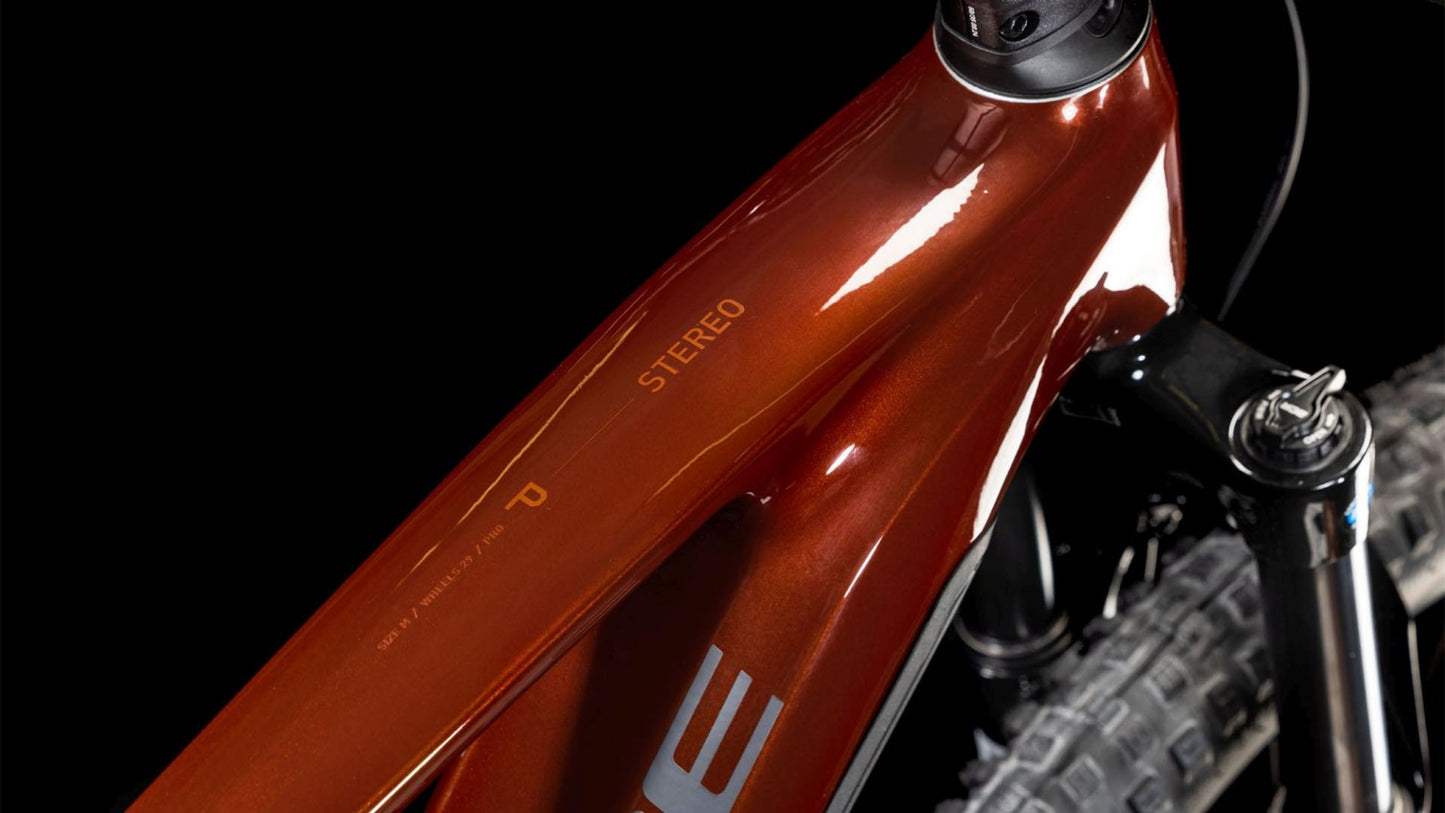 CUBE STEREO HYBRID ONE44 PRO 800 BOURBON/BLACK 2025