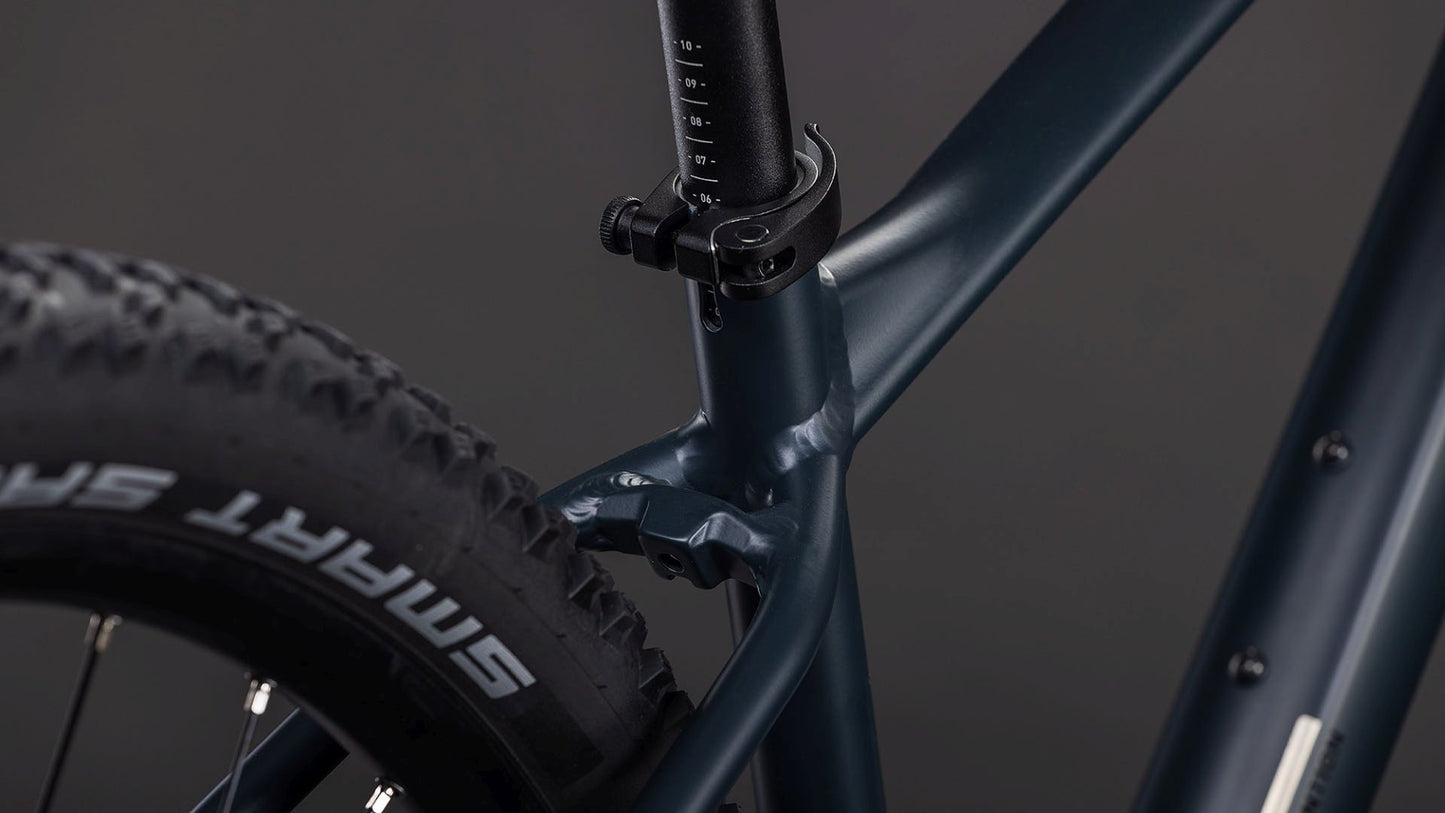 CUBE ATTENTTION PRO NIGHT/BLACK 2026