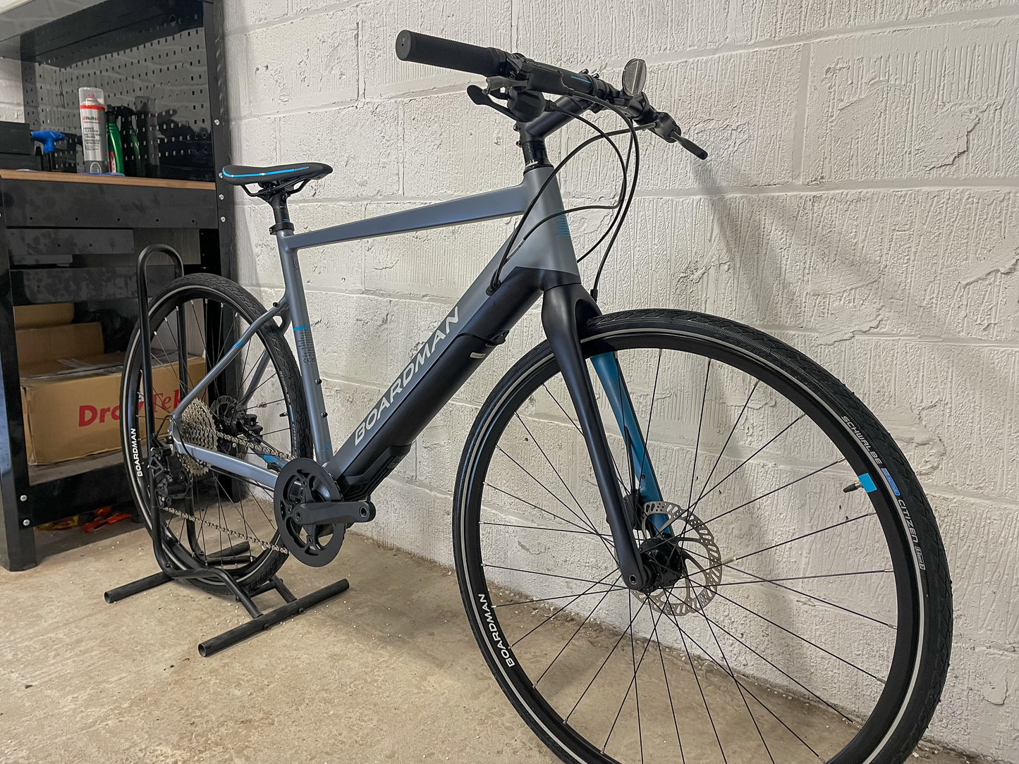 Boardman HYB 8.9E Microshift Hybrid Electric Bike *Only 30 Miles Rode