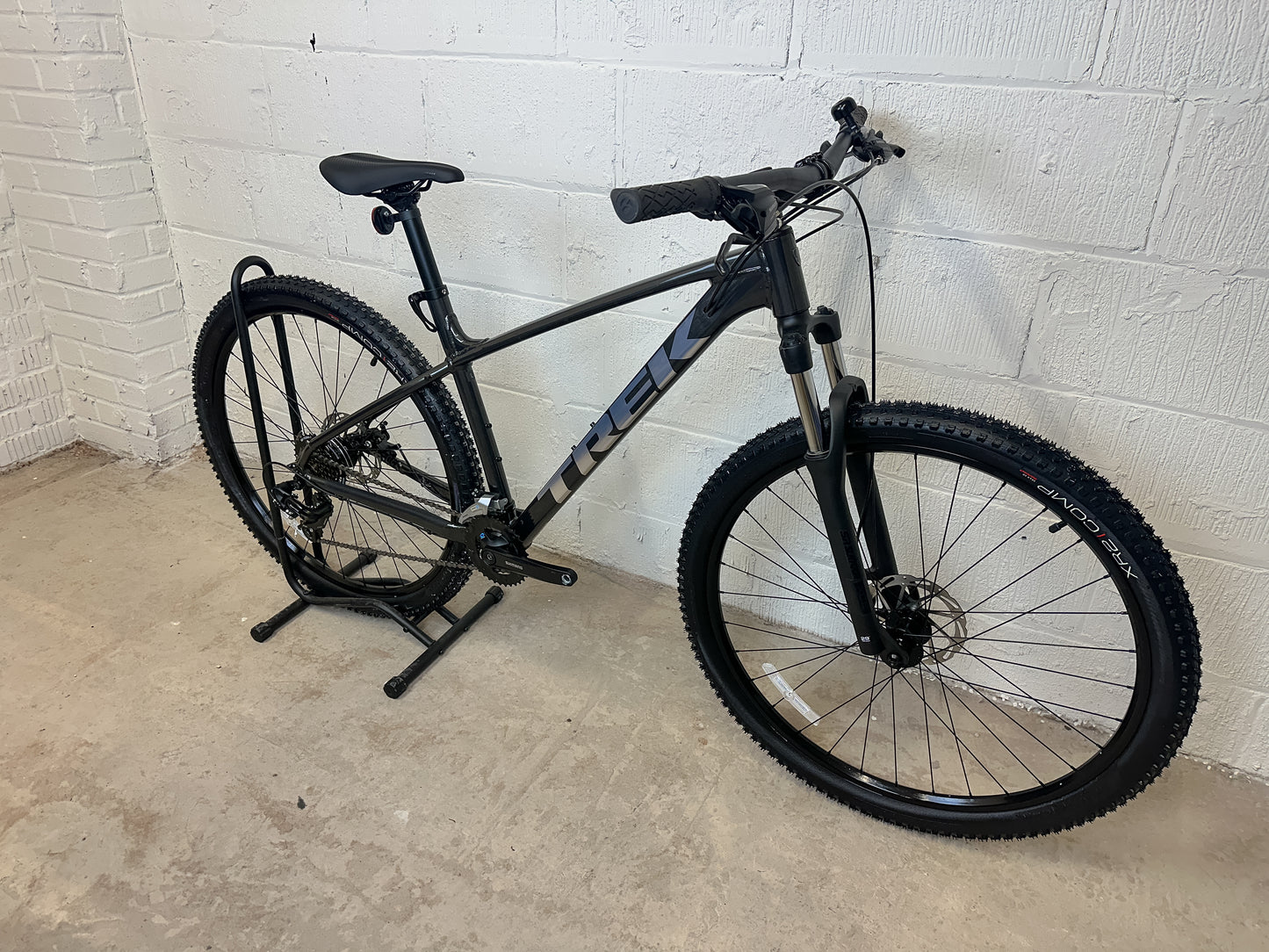 Trek Marlin 4 Gen 2  2025 Mountain Bike Brand New *1 Year Warranty*