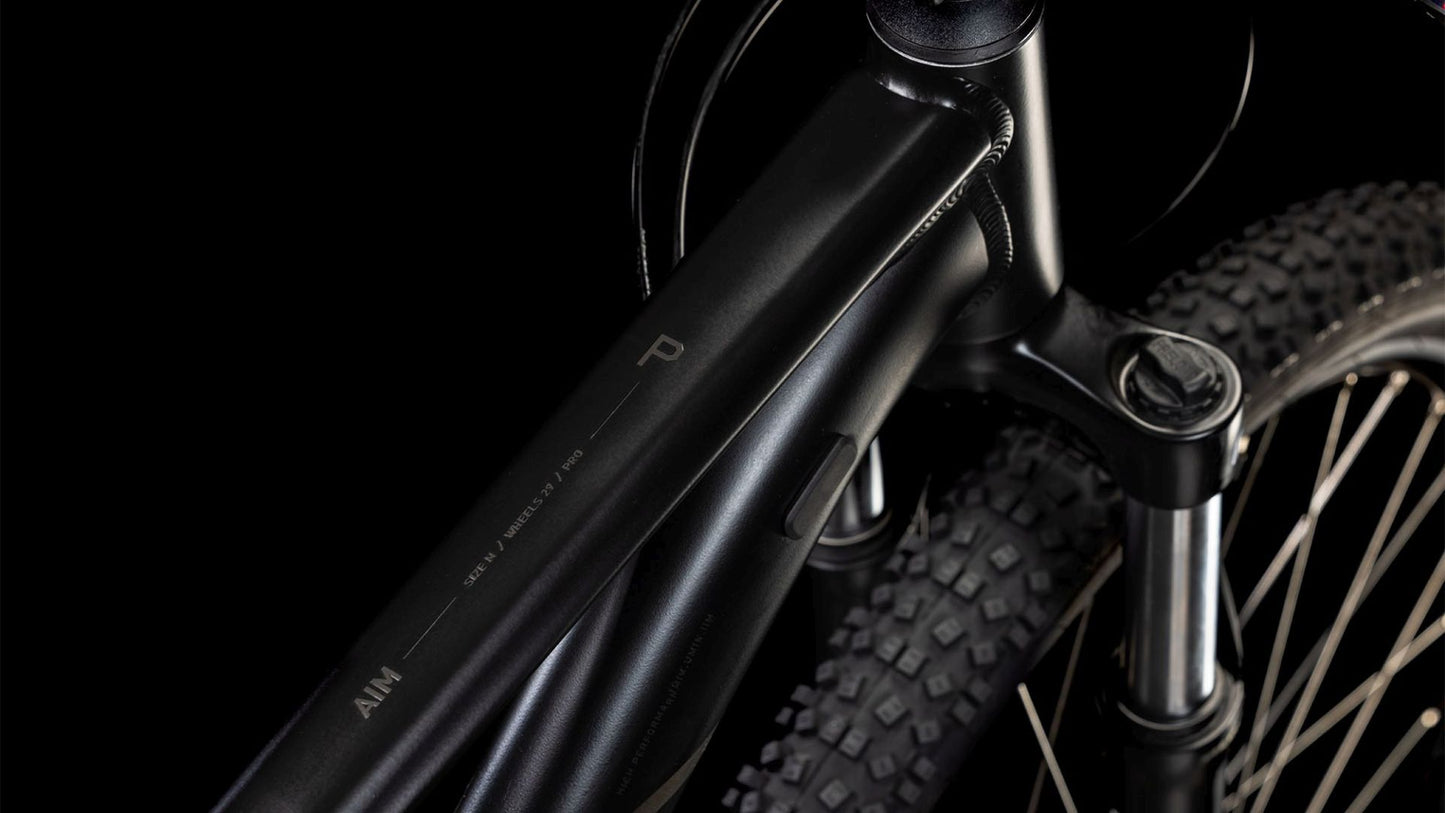 CUBE AIM PRO BLACK/SLATEBLACK 2025
