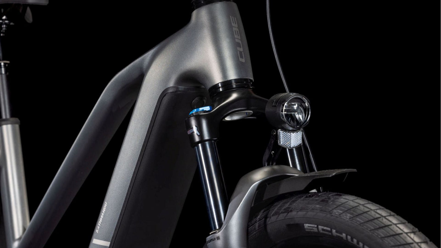 CUBE KATHMANDU HYBRID PRO 800 SLABGREY/CHROME 2025
