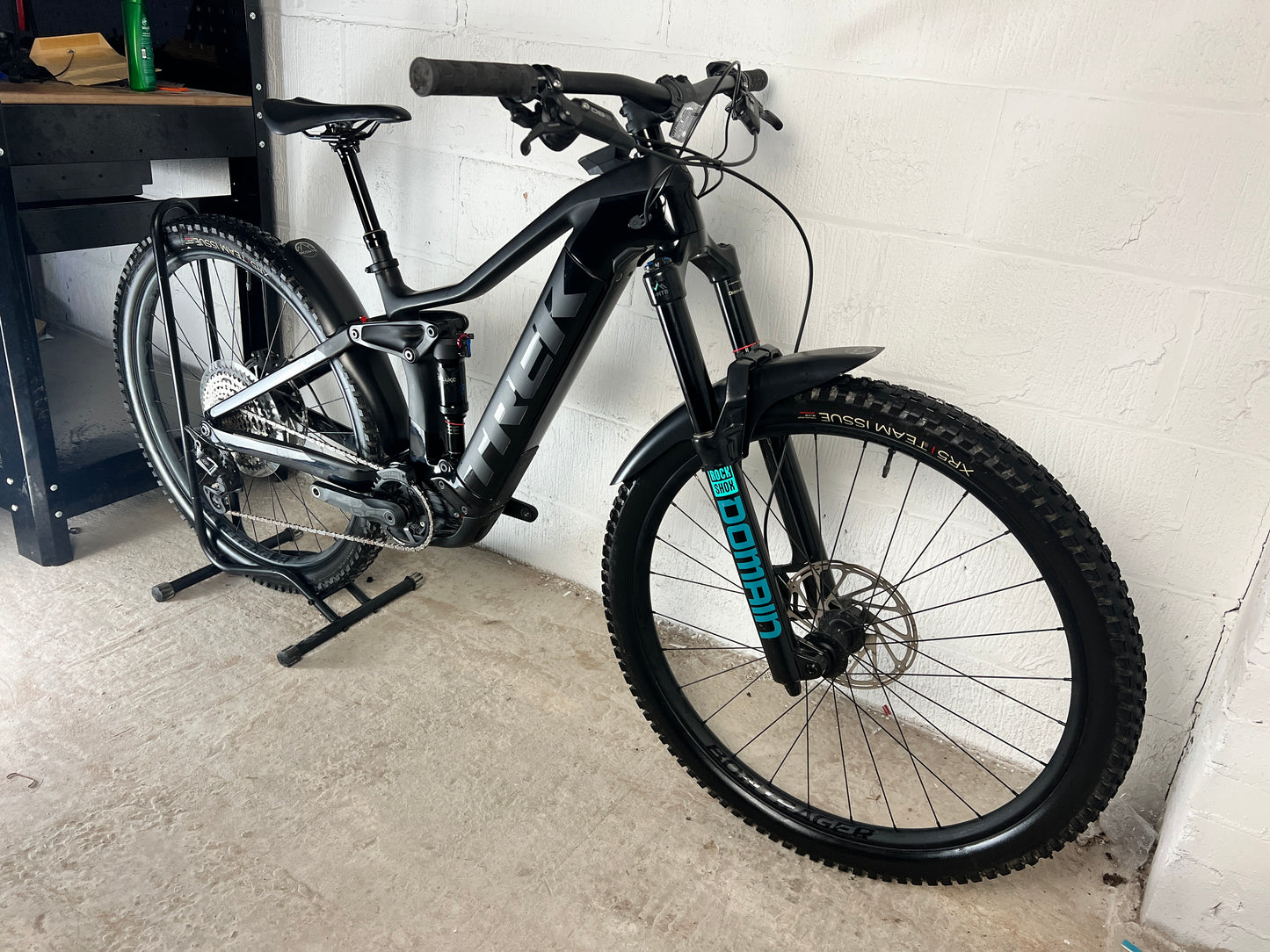 Trek Rail 9.7 SLX/XT 2023 Electric Mountain Bike *Only 200 Miles*