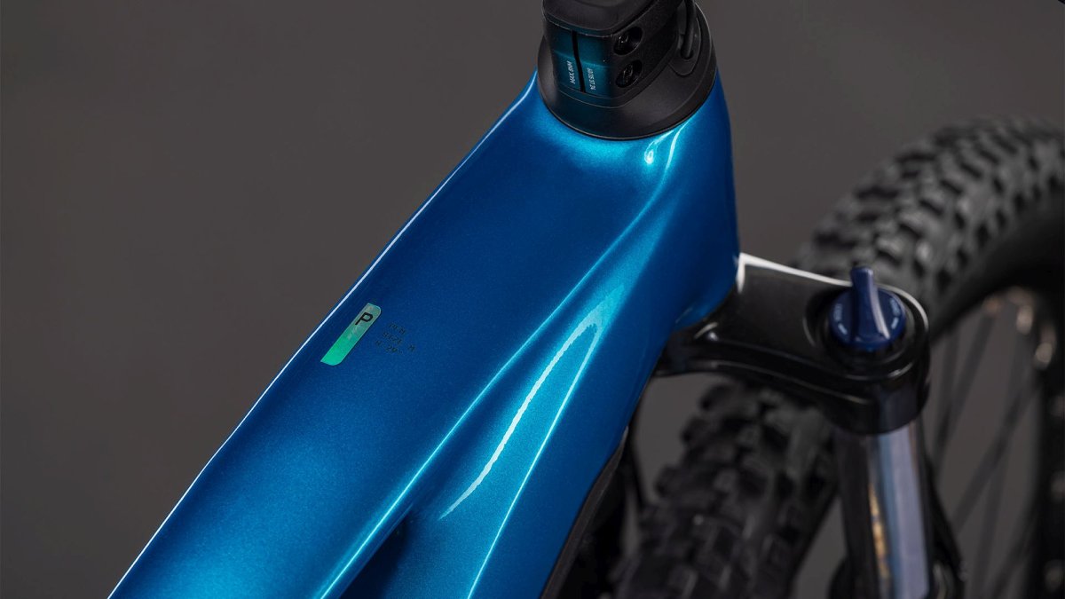 CUBE REACTION HYBRID PERFORMANCE 600 ELECTRICBLUE/DAZZLE 2026