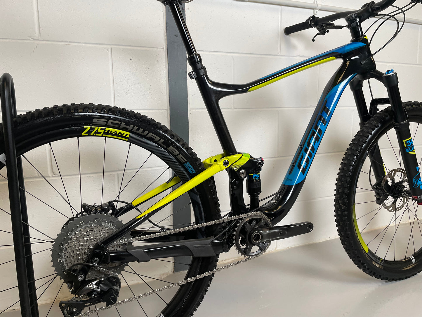 Giant Anthem Advanced 1 Carbon Full Suspension Mountain Bike