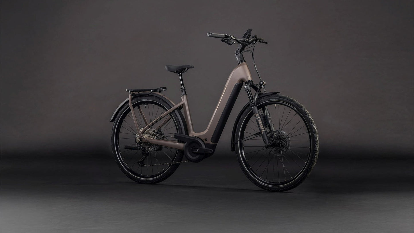 CUBE KATHMANDU HYBRID EXC 800 CEDAR/CHROME 2026