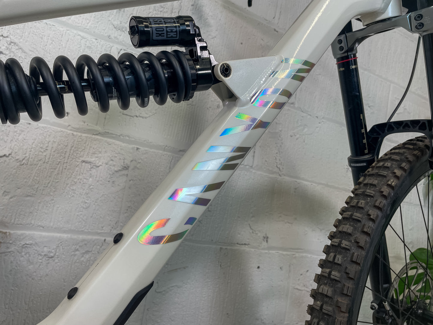 Canyon Sender Torque DH CLLCTV 2024 Full Suspension Mountain Bike