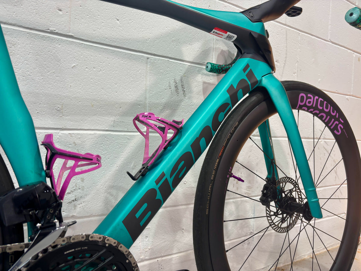Bianchi Oltre Pro SRAM Force AXS 2026 Road Bike