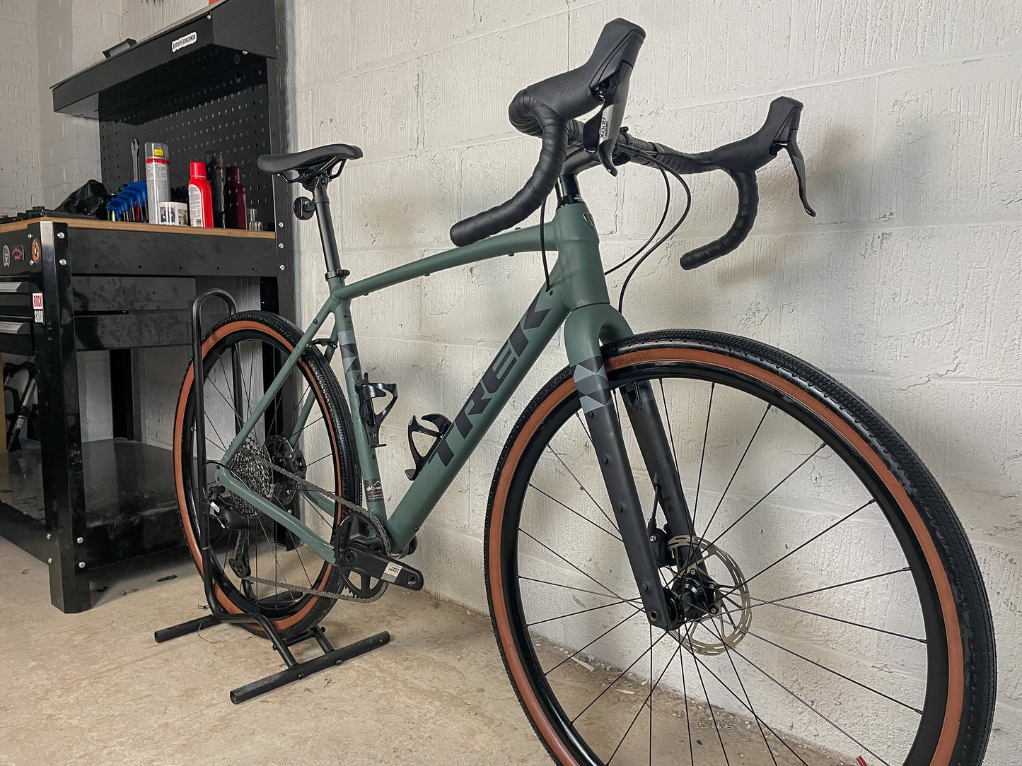 TREK  CHECKPOINT ALR 5 2025 GRAVEL ROAD BIKE *Brand New*