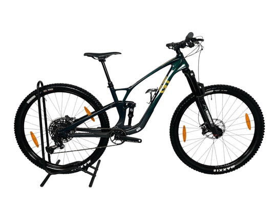 GT Sensor ST Carbon Elite 2024 Mountain Bike