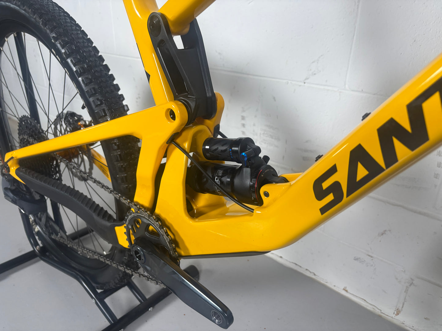 Santa Cruz 5010 C 2022 SRAM GX Full Suspension Mountain Bike