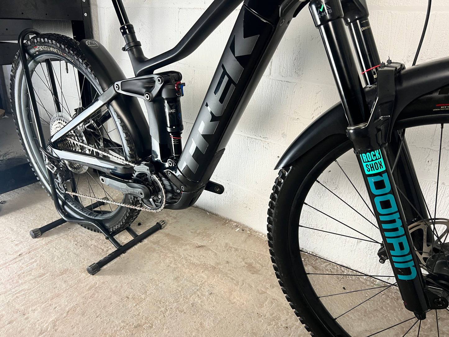 Trek Rail 9.7 SLX/XT 2023 Electric Mountain Bike *Only 200 Miles*