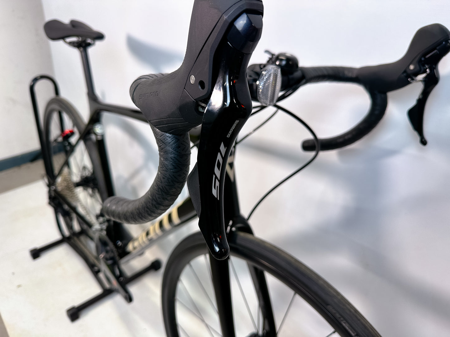 Giant TCR Advanced Disc 2 Road Bike