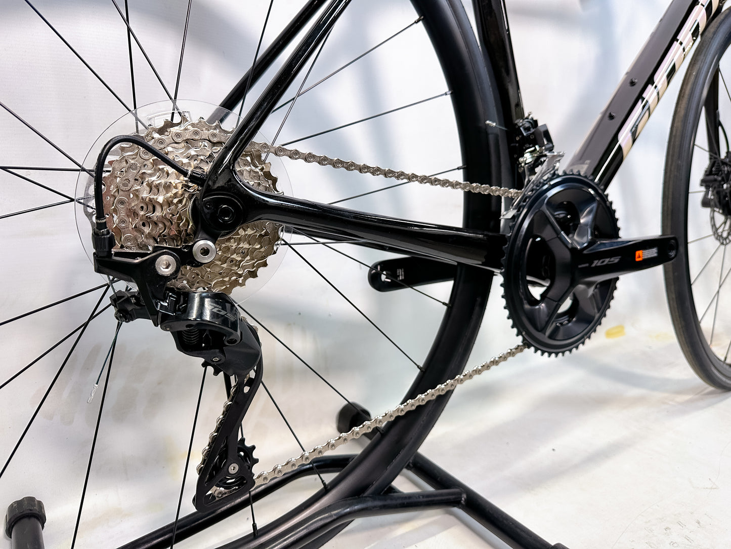 Giant TCR Advanced Disc 2 Road Bike