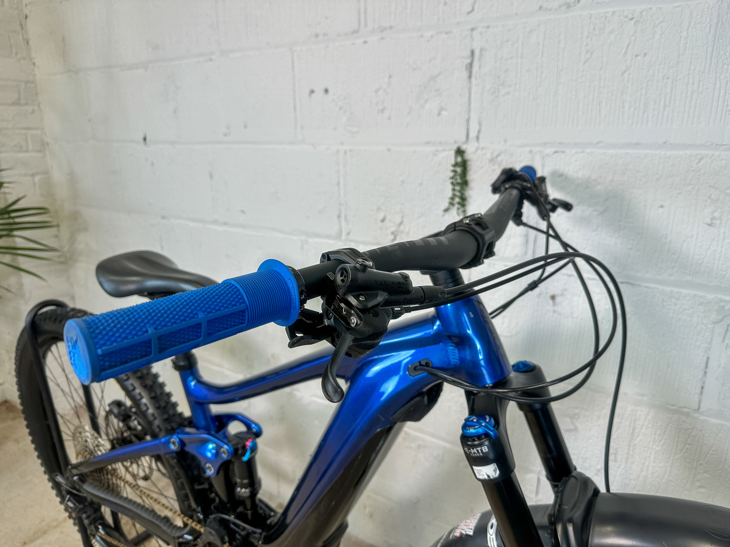 Giant Trance X E+ Pro 29 2 2023 Electric Mountain Bike