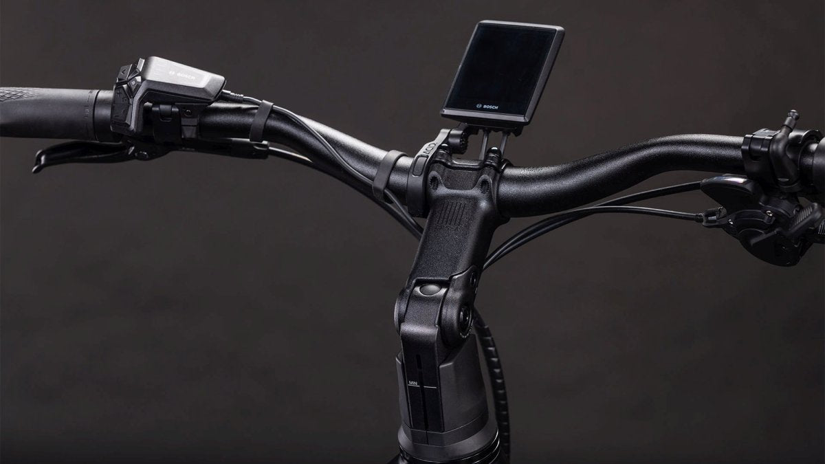 CUBE KATHMANDU HYBRID PRO 800 COAL/BLACK 2026