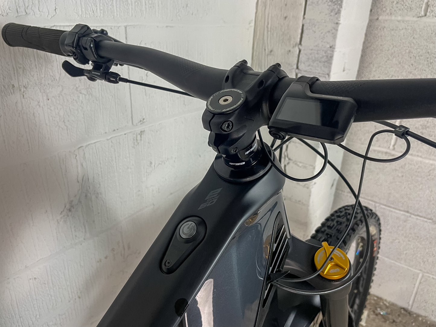 Merida eOne-Sixty 8000 2022 Electric Mountain Bike *Only 370 Miles Rode*