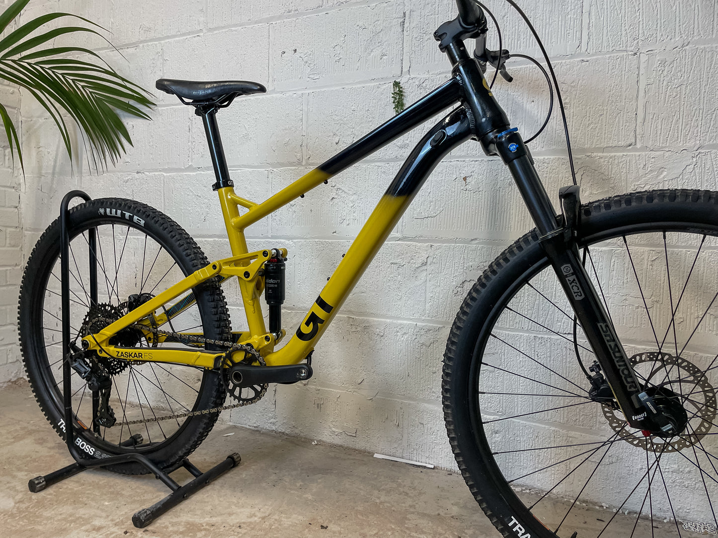 GT Zaskar FS Sport 2024 Full Suspension Mountain Bike