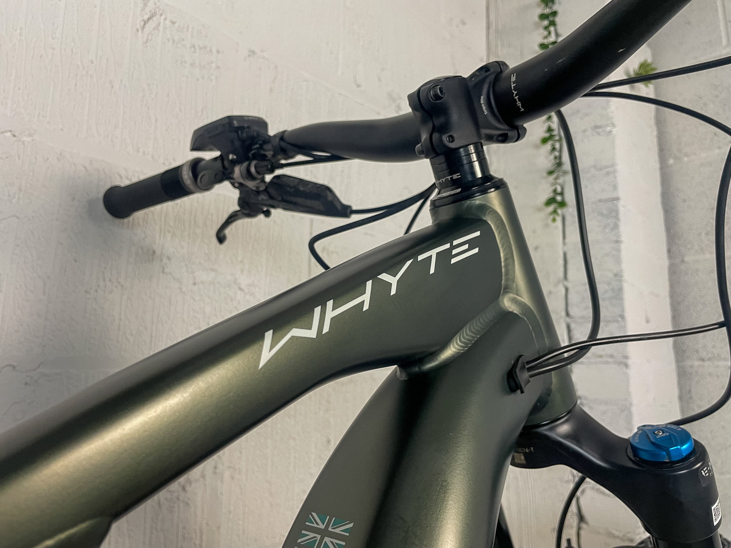 Whyte E-160 RS V2 2023 Electric Mountain Bike *Only 800 Miles Rode*