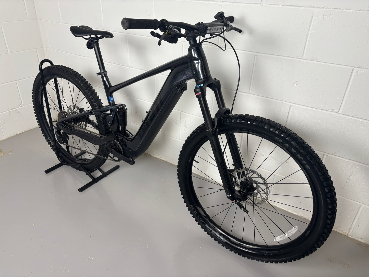 Giant Stance E+ 2 29er 2023 Electric Mountain Bike *Only 180 Miles Rode*