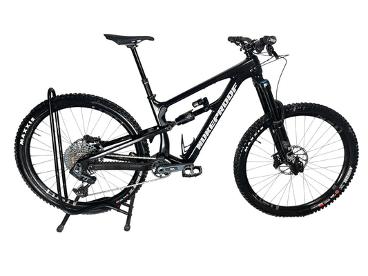 Nukeproof Mega 290 Carbon 2024 Mountain Bike