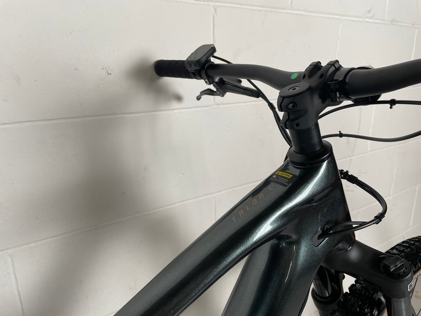 Giant Talon E+ 2023 Electric Mountain Bike Brand New