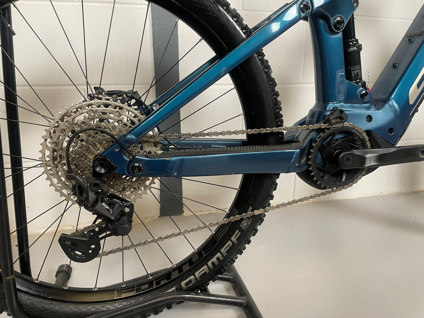 Scott Genius eRIDE 920 2022 Electric Mountain Bike *Only 326 Miles Rode*
