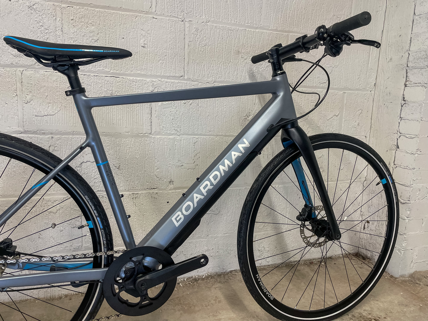 Boardman HYB 8.9E Microshift Hybrid Electric Bike *Only 30 Miles Rode