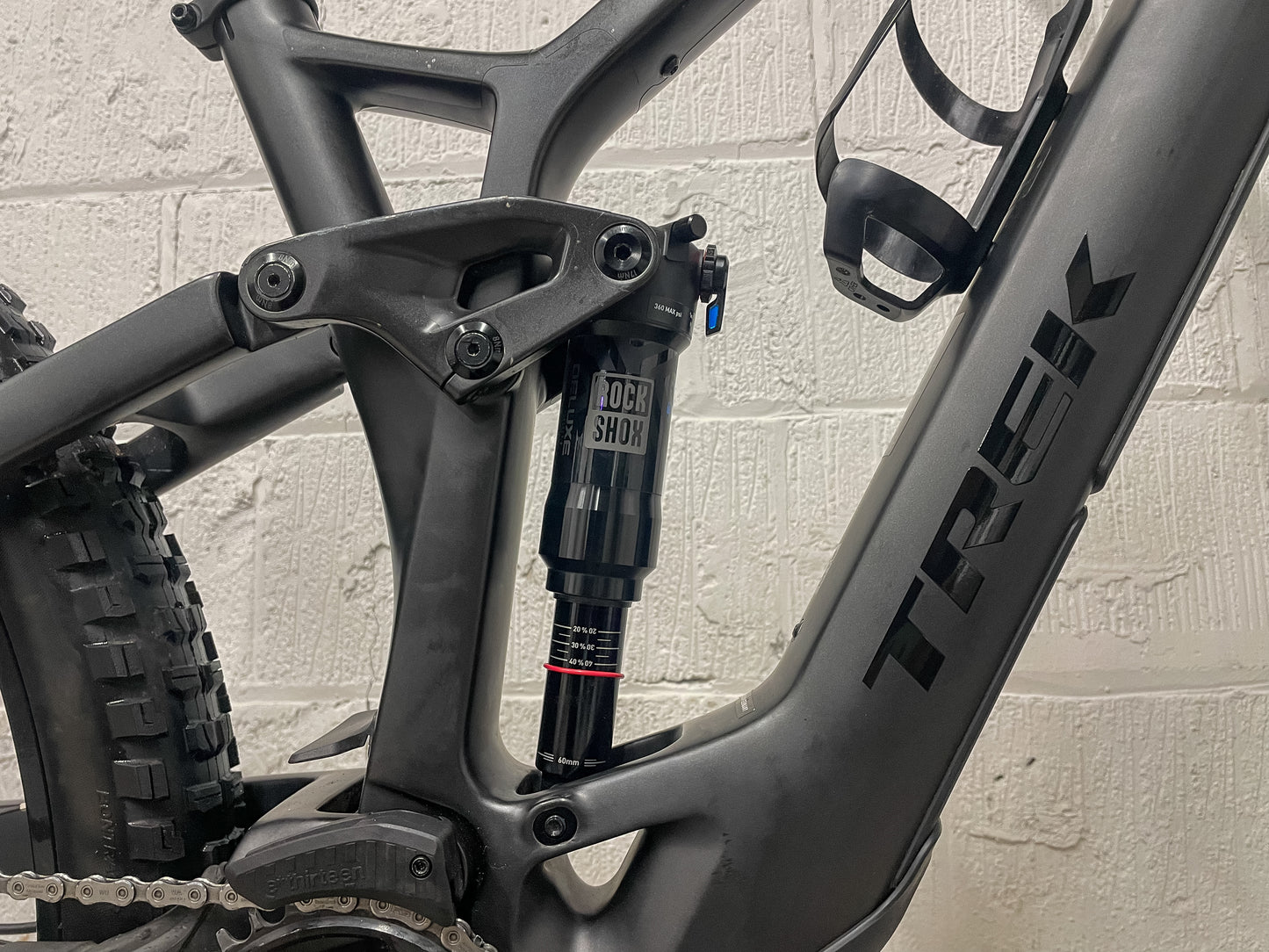 TREK  FUEL EXE 9.5 2024 ELECTRIC MOUNTAIN BIKE*Only 6 Miles Rode*