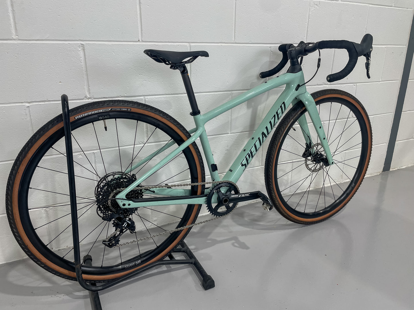 SPECIALIZED DIVERGE SPORT 2024 GRAVEL BIKE