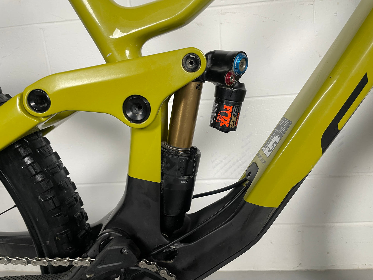 Scott Gambler 900 Tuned 2024 Downhill Mountain Bike